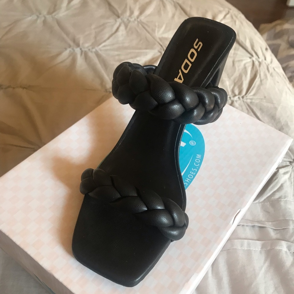 Like new braided heels 6 1/2 cute and so on trend